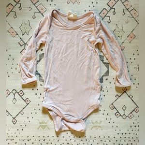 SALE✨Kyte Baby Blush Onesie